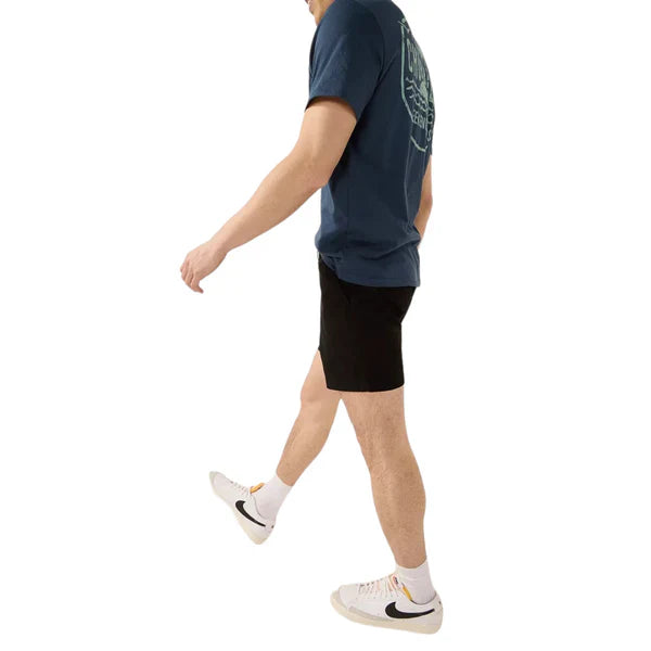 Casual Black Athletic Shorts Outfit