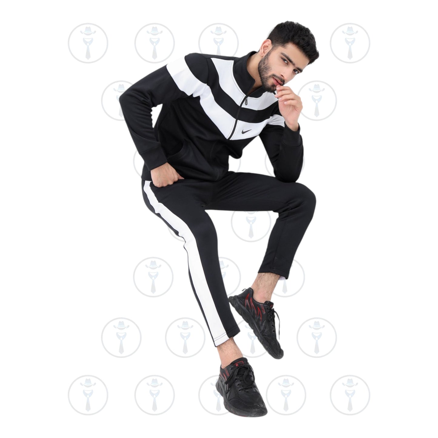 Nike Turbo-Winter Tracksuit Classic Black & White Elegance
